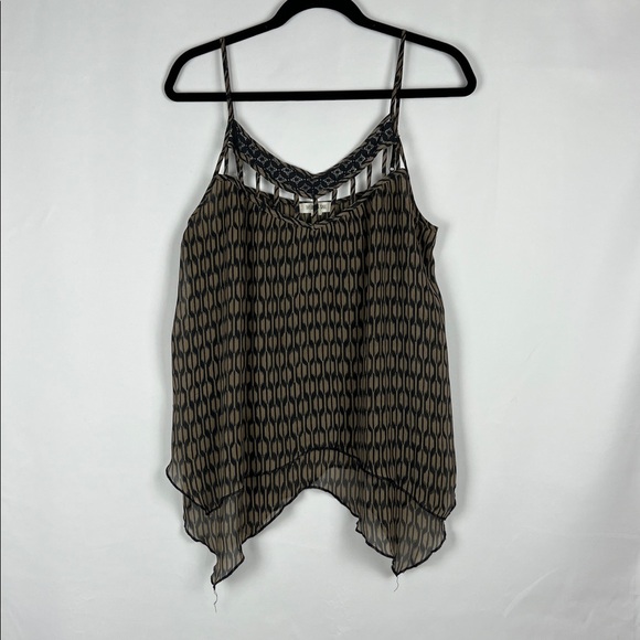 Taylor & Sage Tops - Taylor &‎ Sage Black and Tan-ish Brown Flowy Tank Top